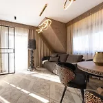 Tatrzanska Luxury & Pensión 3*